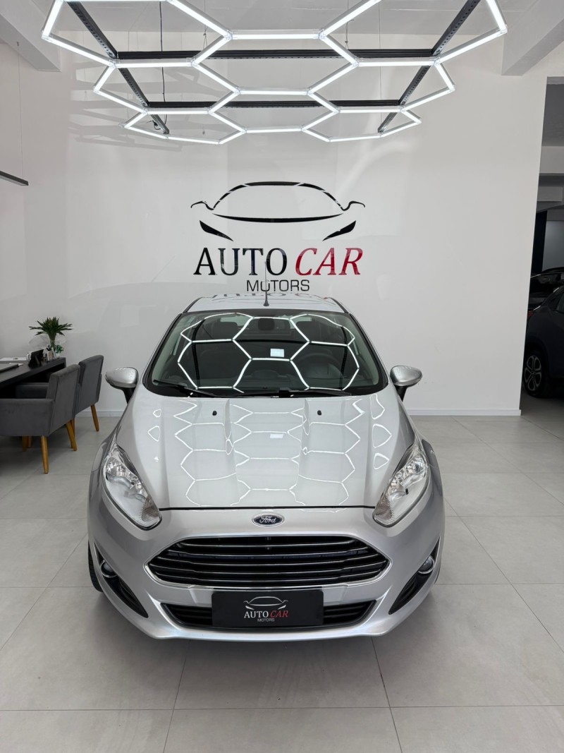 FIESTA 1.6 TITANIUM HATCH 16V FLEX 4P AUTOMÁTICO - 2014 - CAXIAS DO SUL