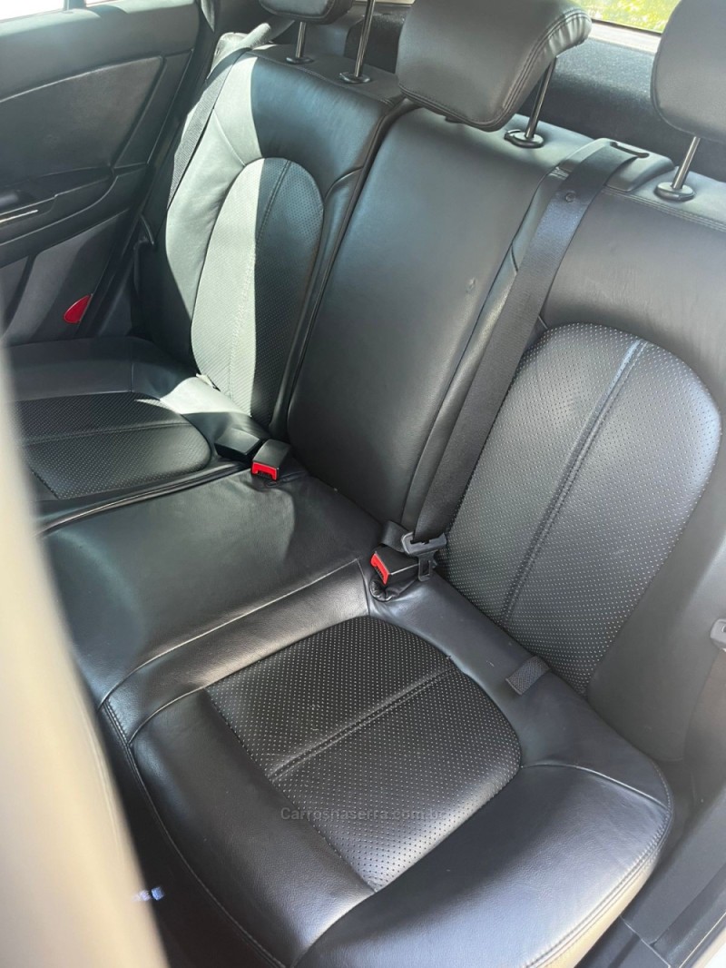 BRAVO 1.8 ESSENCE 16V FLEX 4P MANUAL - 2012 - CARLOS BARBOSA