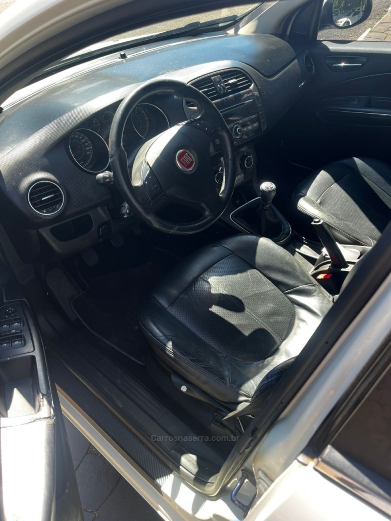 BRAVO 1.8 ESSENCE 16V FLEX 4P MANUAL - 2012 - CARLOS BARBOSA