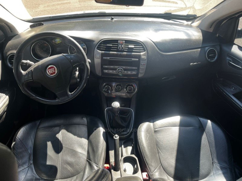 BRAVO 1.8 ESSENCE 16V FLEX 4P MANUAL - 2012 - CARLOS BARBOSA