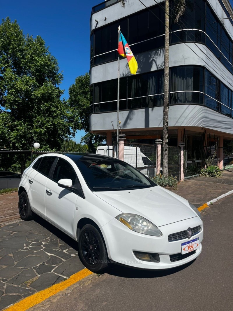 BRAVO 1.8 ESSENCE 16V FLEX 4P MANUAL - 2012 - CARLOS BARBOSA