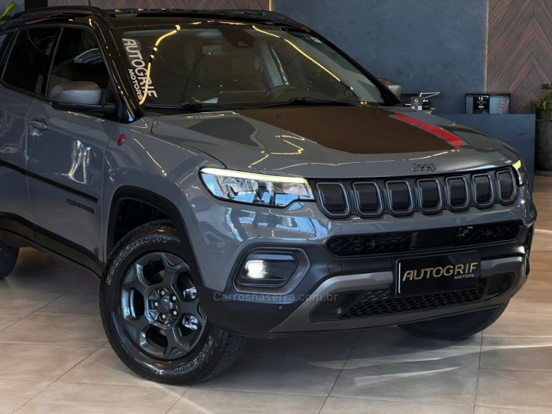 COMPASS 2.0 TRAILHAWK TD350 TURBO DIESEL 4X4 4P AUTOMÁTICO - 2022 - CAMPO BOM