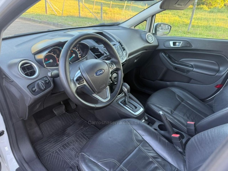 FIESTA 1.6 TITANIUM HATCH 16V FLEX 4P AUTOMÁTICO - 2015 - CAXIAS DO SUL