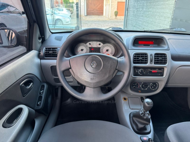 CLIO 1.6 PRIVILÉGE SEDAN 16V FLEX 4P MANUAL - 2008 - ESTâNCIA VELHA