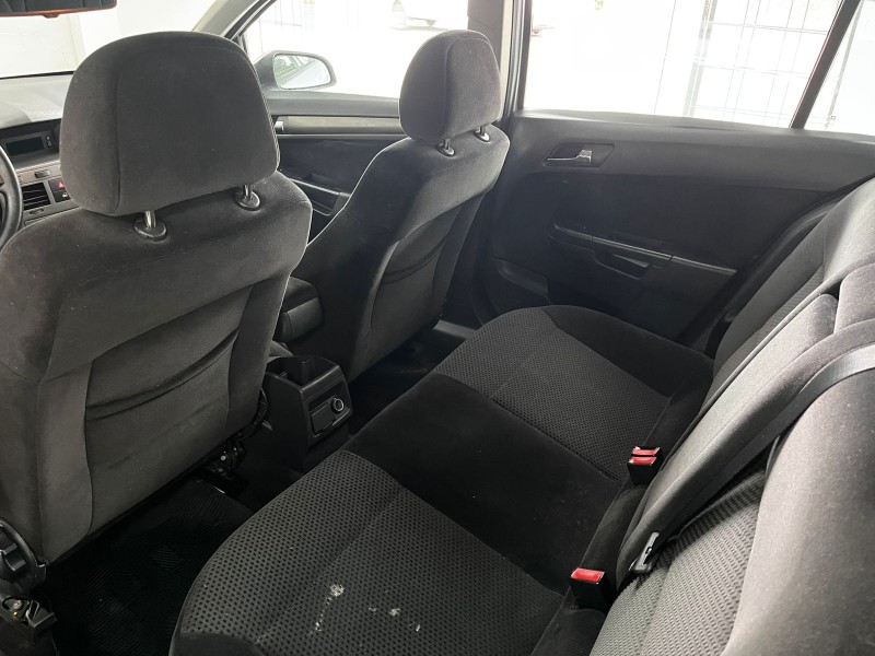 VECTRA 2.0 MPFI GT HATCH 8V FLEX 4P AUTOMÁTICO - 2009 - CAXIAS DO SUL