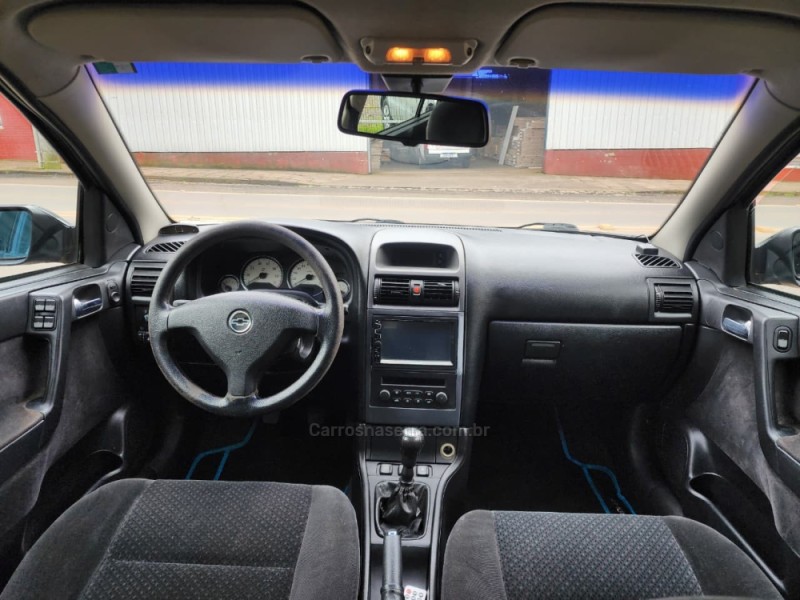 ASTRA 2.0 MPFI ADVANTAGE 8V FLEX 4P MANUAL - 2010 - VACARIA