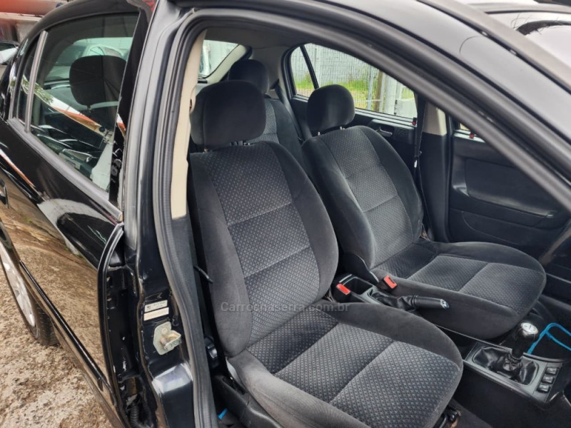 ASTRA 2.0 MPFI ADVANTAGE 8V FLEX 4P MANUAL - 2010 - VACARIA