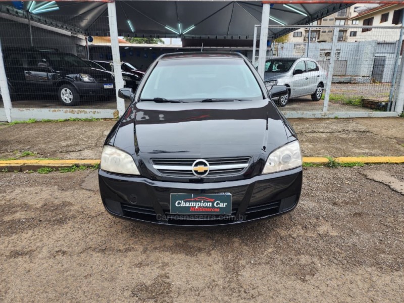 ASTRA 2.0 MPFI ADVANTAGE 8V FLEX 4P MANUAL - 2010 - VACARIA