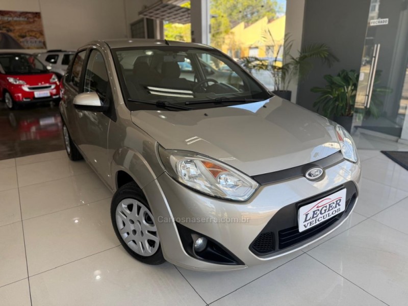 FIESTA 1.6 MPI SEDAN 8V FLEX 4P MANUAL - 2011 - SãO LEOPOLDO