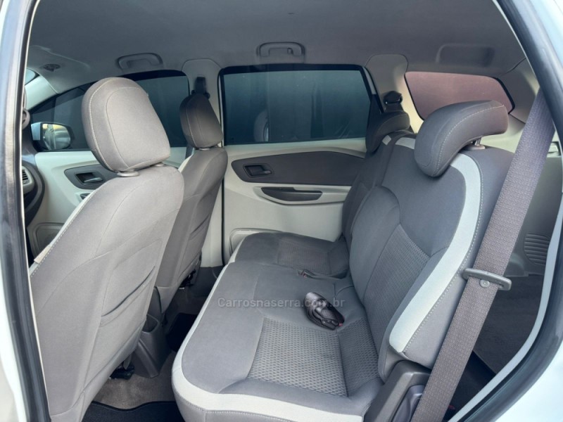 SPIN 1.8 LT 8V FLEX 4P MANUAL - 2013 - ESTâNCIA VELHA