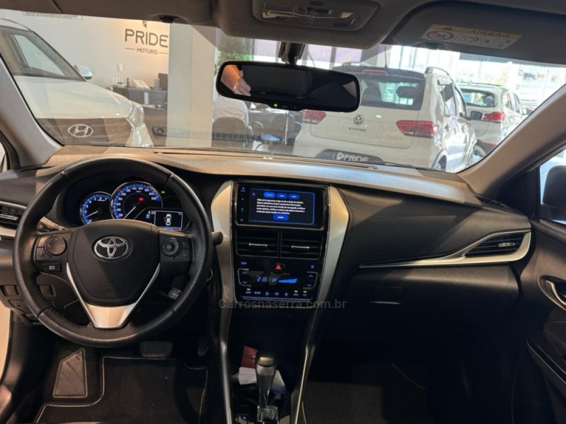 YARIS 1.5 XS CONNECT 16V FLEX 4P AUTOMÁTICO - 2022 - CAXIAS DO SUL