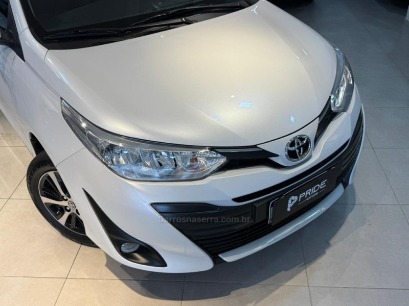 YARIS 1.5 XS CONNECT 16V FLEX 4P AUTOMÁTICO - 2022 - CAXIAS DO SUL