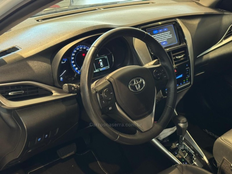 YARIS 1.5 XS CONNECT 16V FLEX 4P AUTOMÁTICO - 2022 - CAXIAS DO SUL