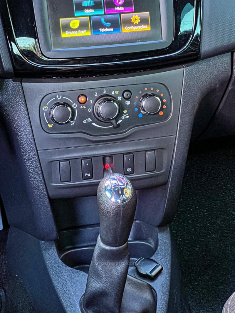 LOGAN 1.6 ZEN 16V FLEX 4P MANUAL - 2021 - CANELA