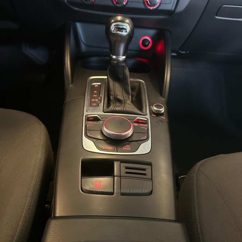 A3 1.4 TFSI SEDAN PRESTIGE 16V GASOLINA 4P AUTOMÁTICO - 2014 - NOVO HAMBURGO