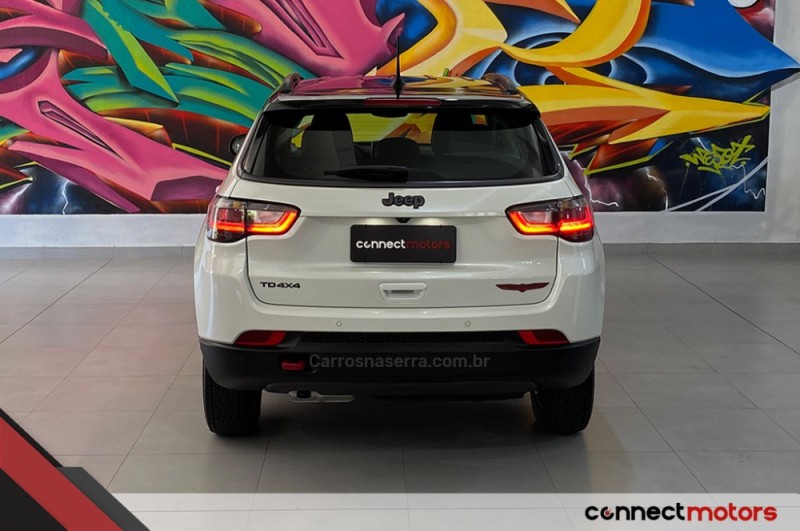 COMPASS 2.0 16V DIESEL TRAILHAWK 4X4 AUTOMÁTICO - 2023 - BENTO GONçALVES