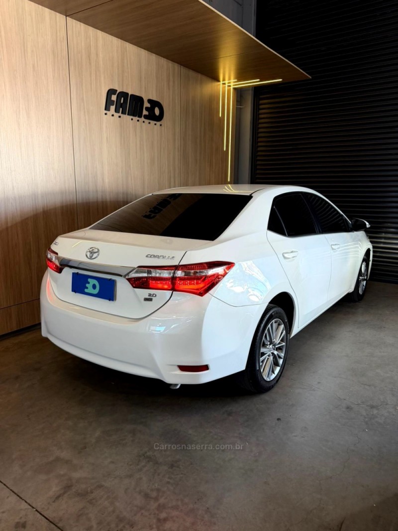 COROLLA 2.0 XEI 16V FLEX 4P AUTOMÁTICO - 2017 - LAJEADO