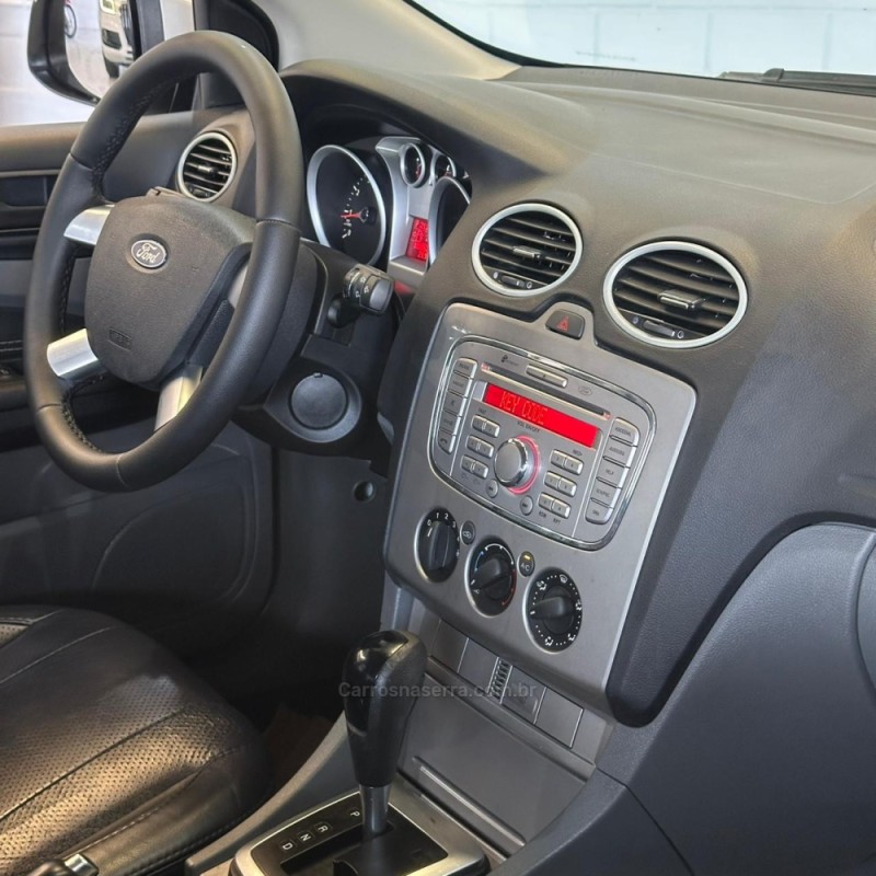 FOCUS 2.0 16V FLEX 4P AUTOMÁTICO - 2013 - NOVO HAMBURGO