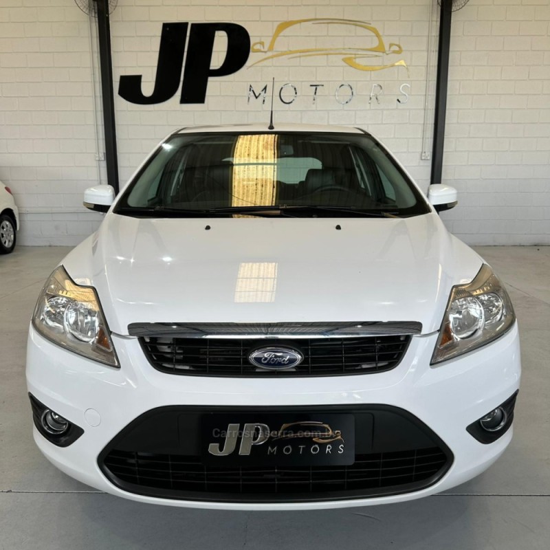 FOCUS 2.0 16V FLEX 4P AUTOMÁTICO - 2013 - NOVO HAMBURGO