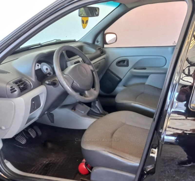 CLIO 1.0 CAMPUS 16V FLEX 4P MANUAL - 2010 - CAXIAS DO SUL