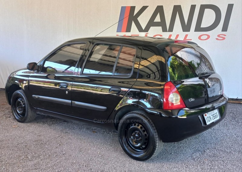 CLIO 1.0 CAMPUS 16V FLEX 4P MANUAL - 2010 - CAXIAS DO SUL