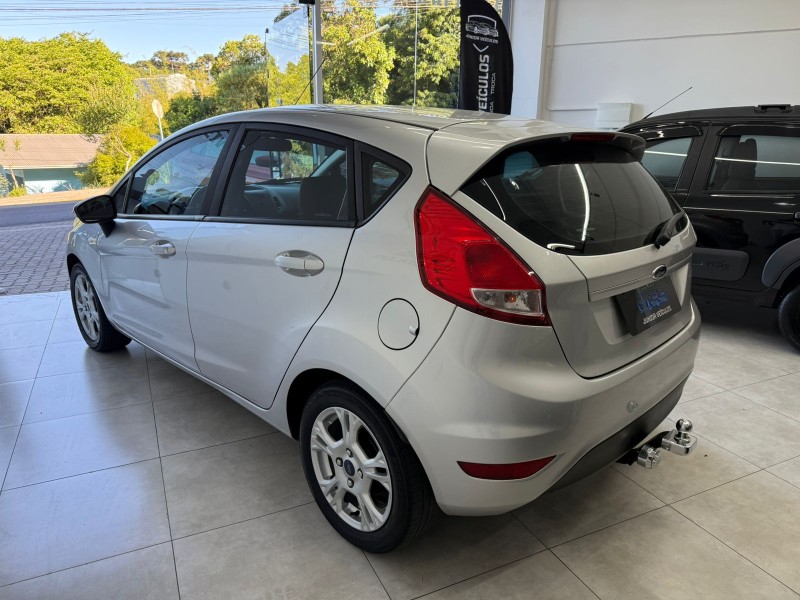 FIESTA 1.5 SE HATCH 16V FLEX 4P MANUAL - 2014 - BENTO GONçALVES