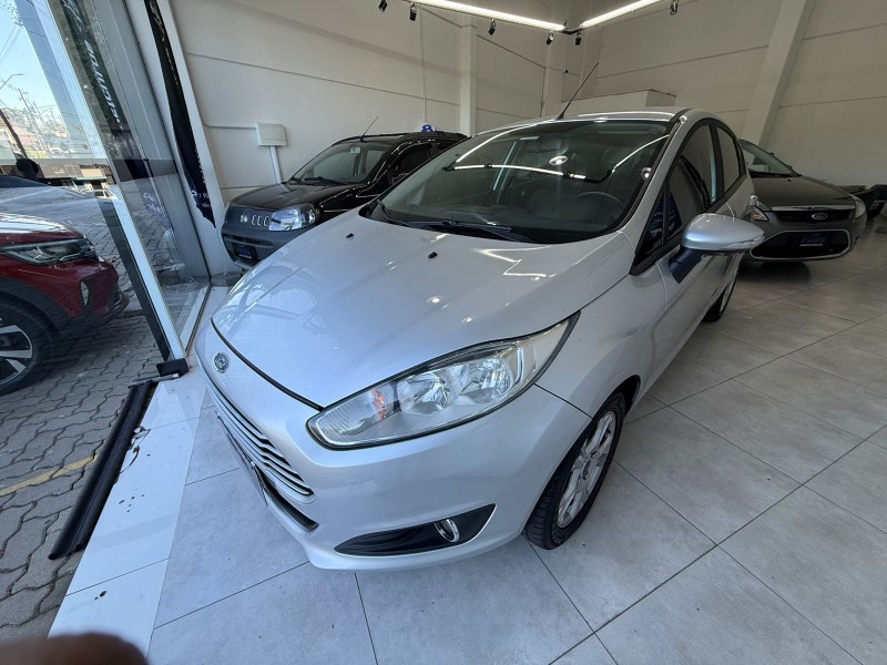 FIESTA 1.5 SE HATCH 16V FLEX 4P MANUAL - 2014 - BENTO GONçALVES