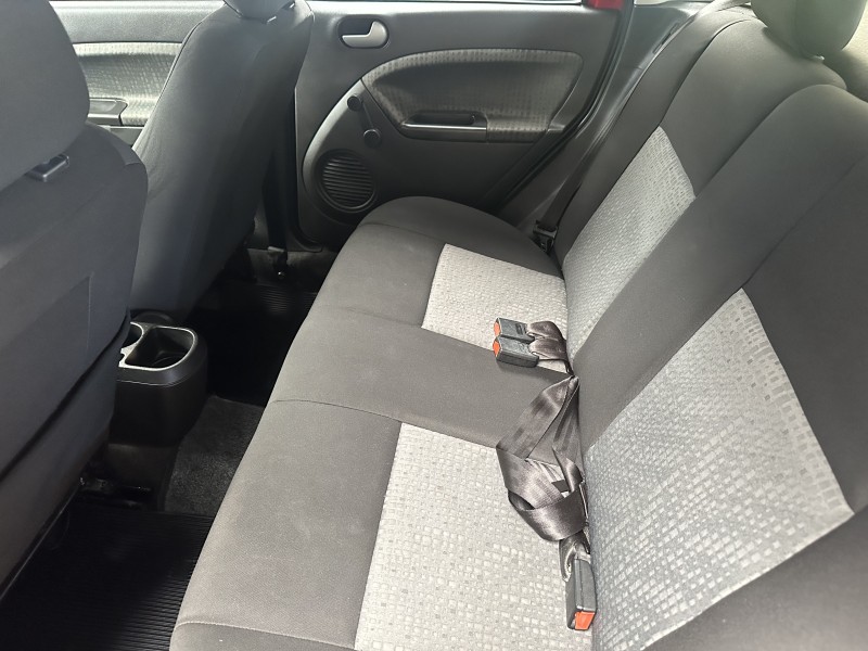 FIESTA 1.6 ROCAM SEDAN 8V FLEX 4P MANUAL - 2014 - CAXIAS DO SUL