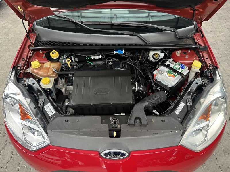 FIESTA 1.6 ROCAM SEDAN 8V FLEX 4P MANUAL - 2014 - CAXIAS DO SUL