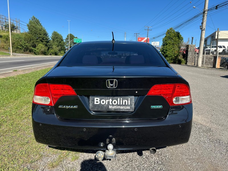 CIVIC 1.8 LXS 16V GASOLINA 4P MANUAL - 2008 - FARROUPILHA