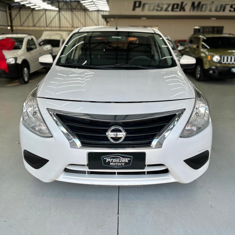 VERSA 1.0 12V FLEX 4P MANUAL - 2019 - CANOAS