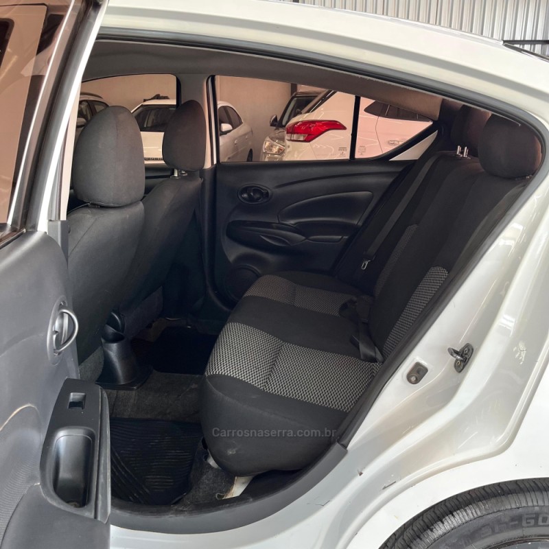 VERSA 1.0 12V FLEX 4P MANUAL - 2019 - CANOAS