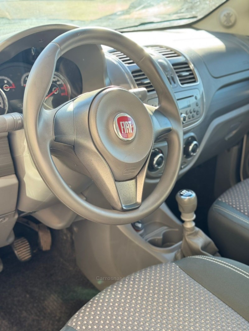 GRAND SIENA 1.6 MPI ESSENCE 16V FLEX 4P MANUAL - 2016 - MONTENEGRO