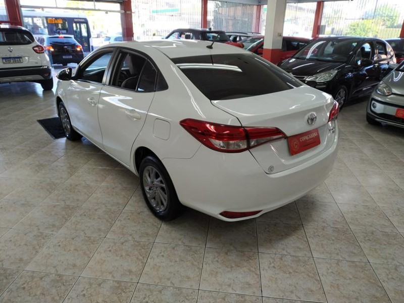 YARIS 1.5 XS CONNECT SEDAN 16V FLEX 4P AUTOMÁTICO - 2023 - CAXIAS DO SUL