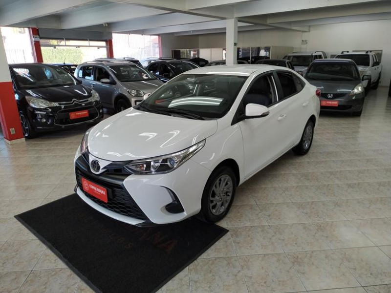 yaris 1.5 xs connect sedan 16v flex 4p automatico 2023 caxias do sul