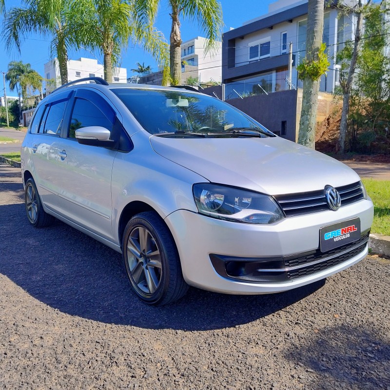 SPACEFOX 1.6 MI TREND 8V FLEX 4P MANUAL - 2011 - CAMPO BOM