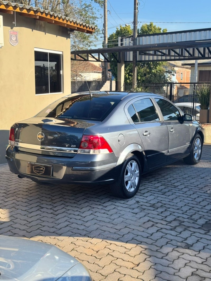 VECTRA 2.0 MPFI ELEGANCE 8V 140CV FLEX 4P MANUAL - 2009 - MONTENEGRO