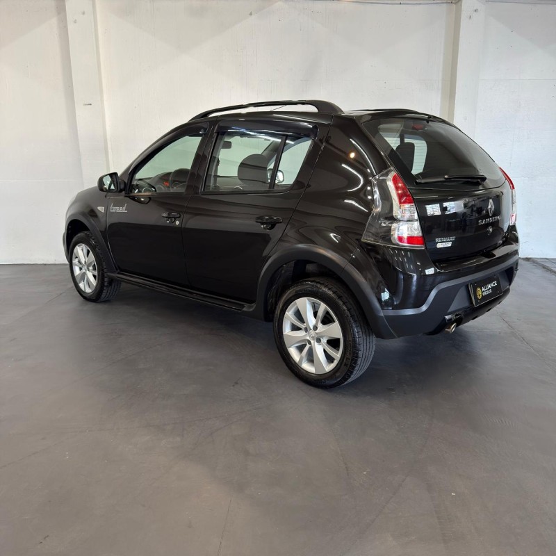 SANDERO 1.6 STEPWAY TWEED 8V FLEX 4P MANUAL - 2014 - CAXIAS DO SUL
