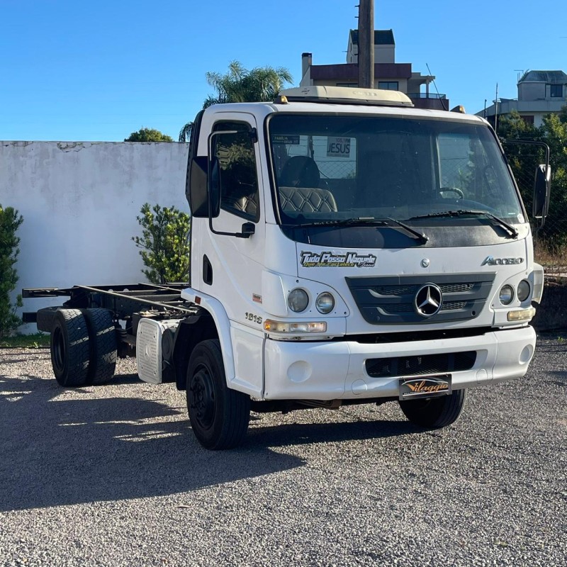 ACCELO 1016 3 EIXOS - 2012 - CAXIAS DO SUL