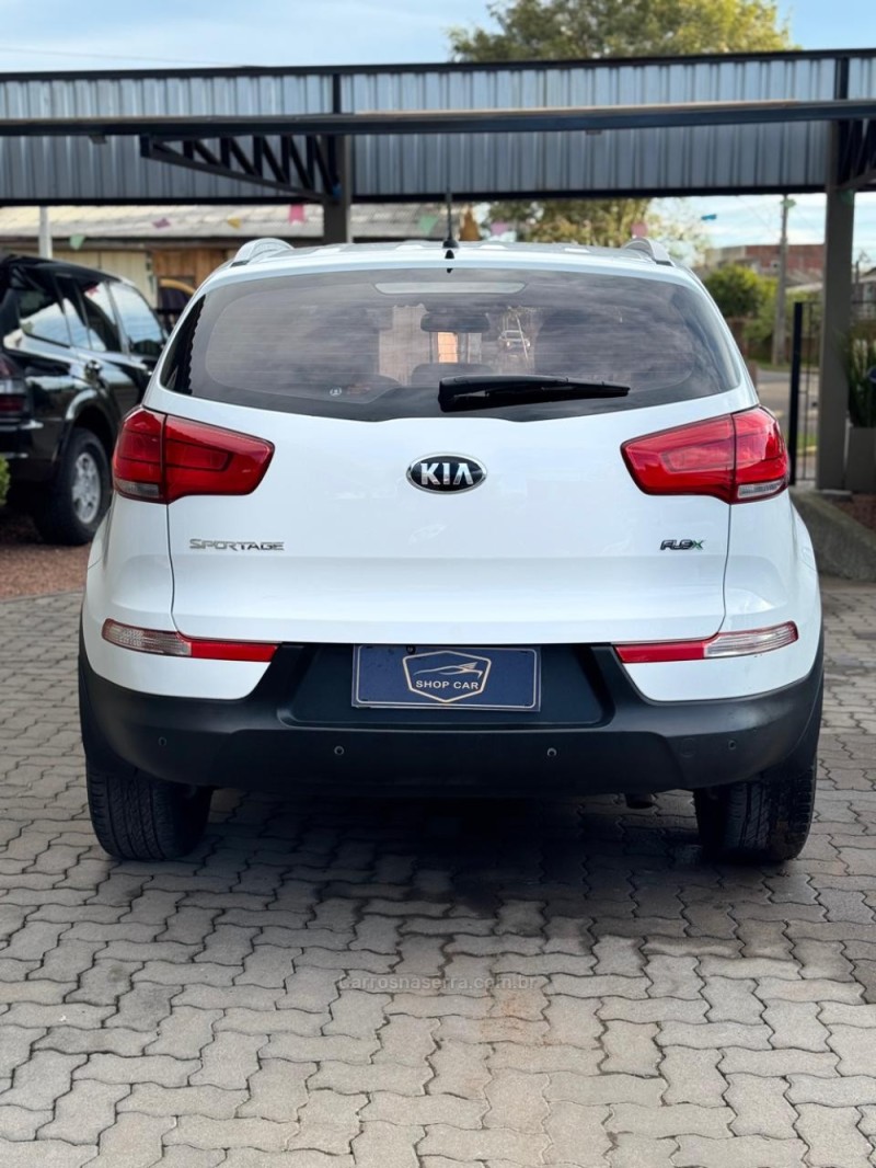 SPORTAGE 2.0 LX 4X2 16V FLEX 4P AUTOMÁTICO - 2015 - MONTENEGRO