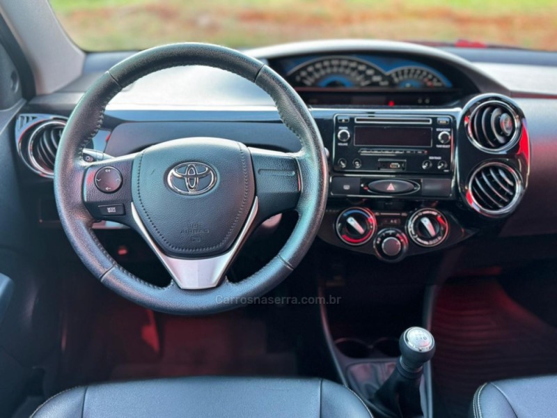 ETIOS 1.5 XLS SEDAN 16V FLEX 4P MANUAL - 2015 - FELIZ