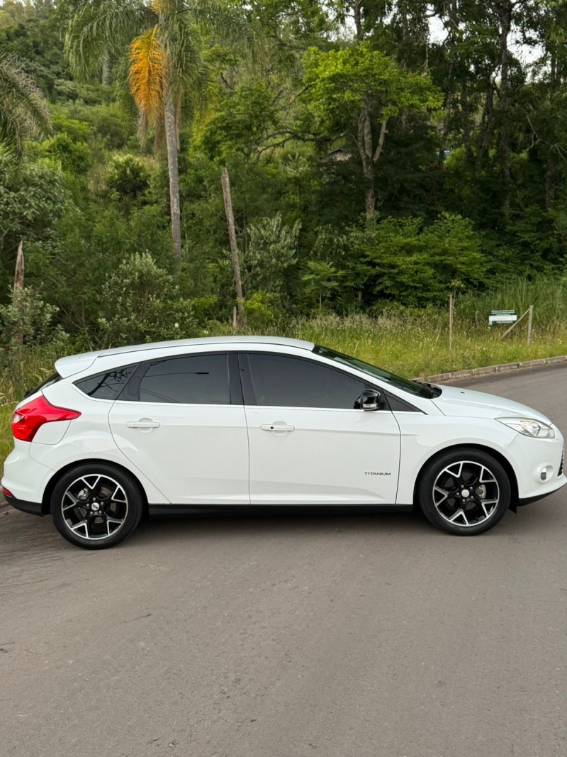 FOCUS 2.0 TITANIUM 16V FLEX 4P AUTOMÁTICO - 2015 - BENTO GONçALVES