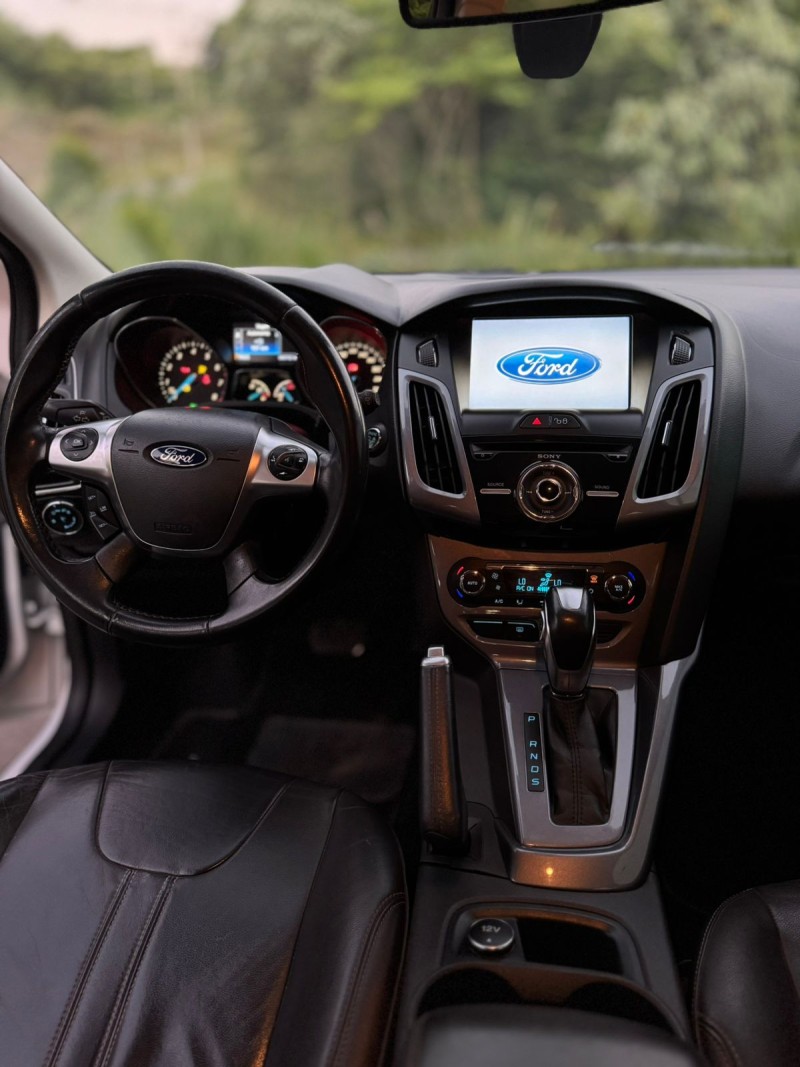 FOCUS 2.0 TITANIUM 16V FLEX 4P AUTOMÁTICO - 2015 - BENTO GONçALVES