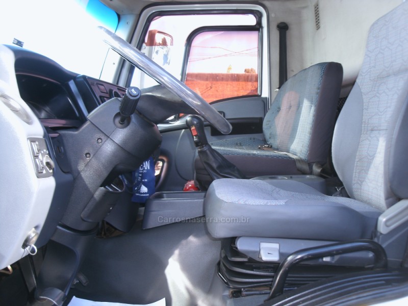 CARGO 2423 E 6X2 TURBO - 2013 - GARIBALDI