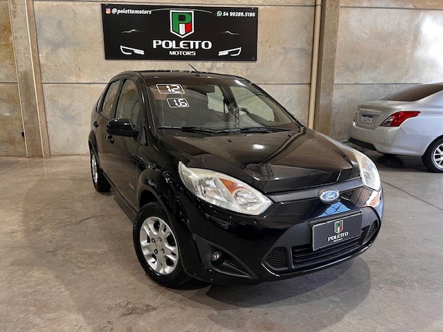 fiesta 1.6 rocam se plus 8v flex 4p manual 2012 caxias do sul