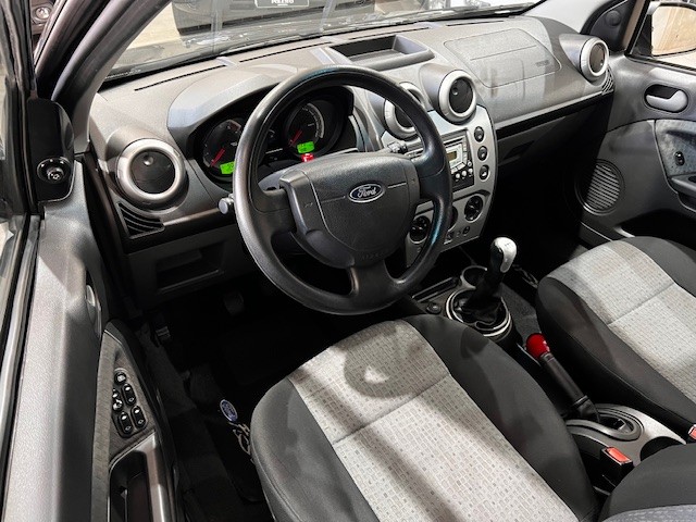 FIESTA 1.6 ROCAM SE PLUS 8V FLEX 4P MANUAL - 2012 - CAXIAS DO SUL