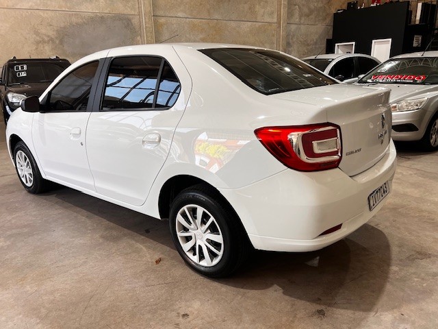 LOGAN 1.0 EXPRESSION 16V FLEX 4P MANUAL - 2015 - CAXIAS DO SUL