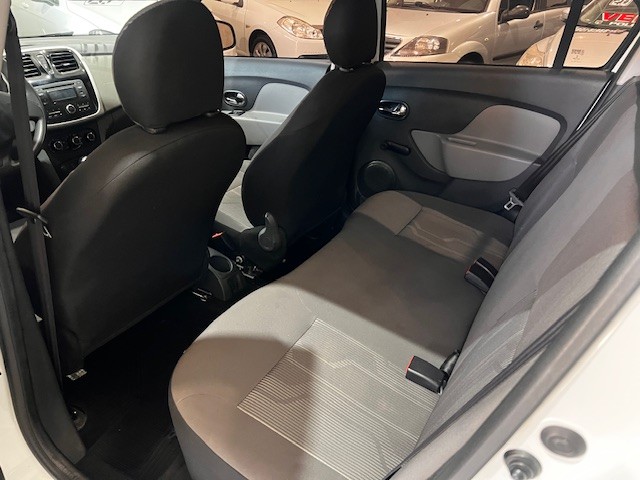 LOGAN 1.0 EXPRESSION 16V FLEX 4P MANUAL - 2015 - CAXIAS DO SUL