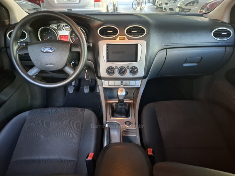 FOCUS 2.0 GLX 16V GASOLINA 4P MANUAL - 2009 - GARIBALDI