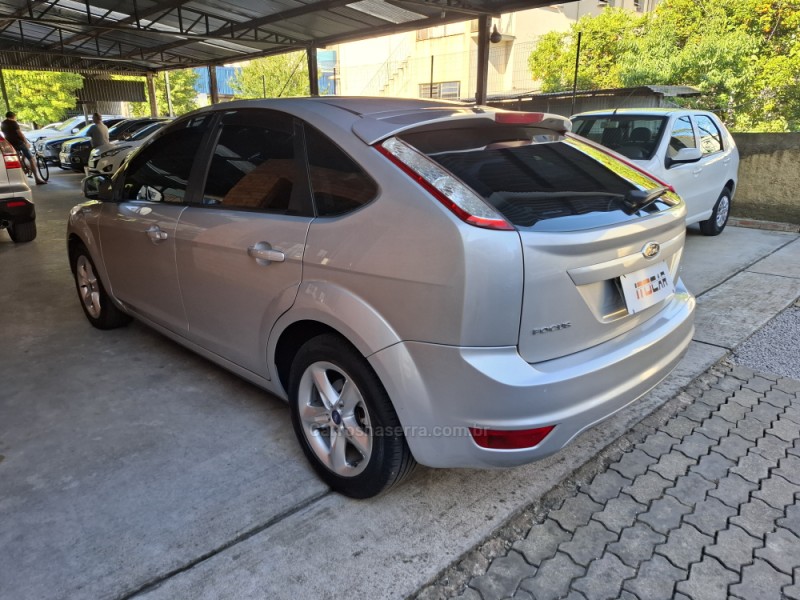 FOCUS 2.0 GLX 16V GASOLINA 4P MANUAL - 2009 - GARIBALDI